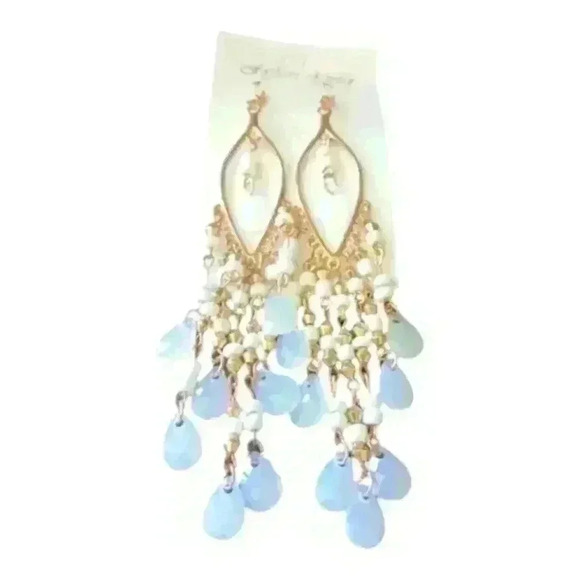 Gold and white chandelier earrings - Picture 1 of 3